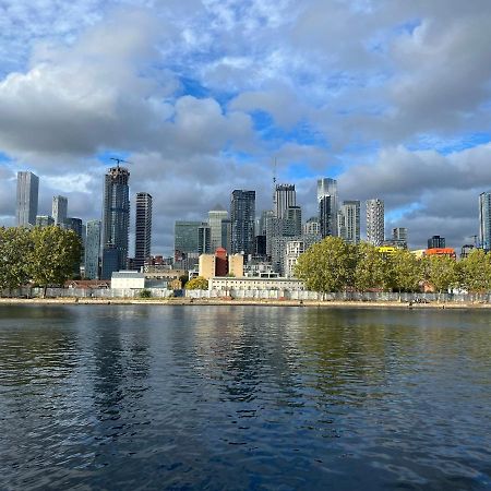 Canary Wharf Haven - Spacious & Homely Entire 1 Bedroom Flat Londra Exterior foto